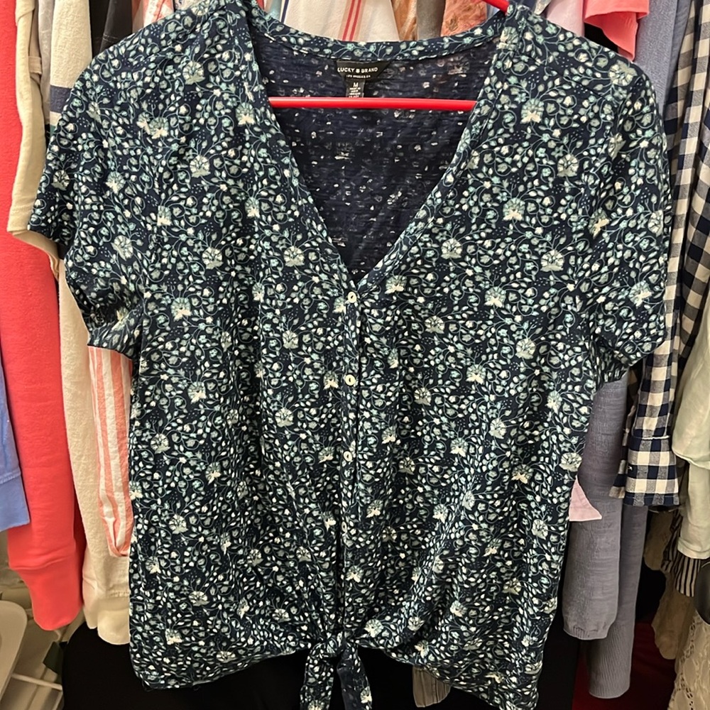 EUC Lucky Brand Floral Top